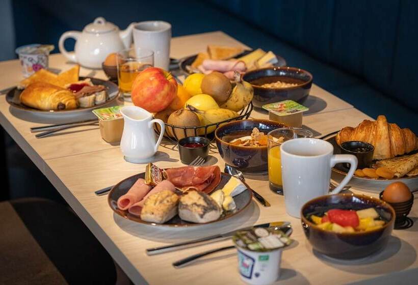 فندق Kyriad Tours Sud  Ballan Mire