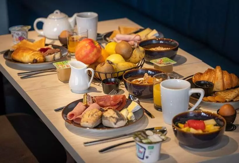 Hotelli Kyriad Tours Sud  Ballan Mire