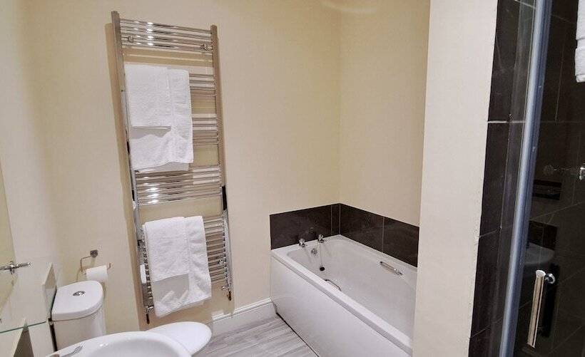 Отель The Windmill