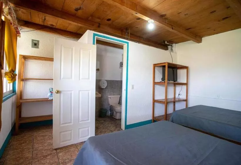 هتل Y Rest. Las Cristalinas