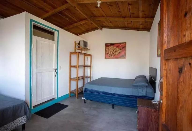 هتل Y Rest. Las Cristalinas