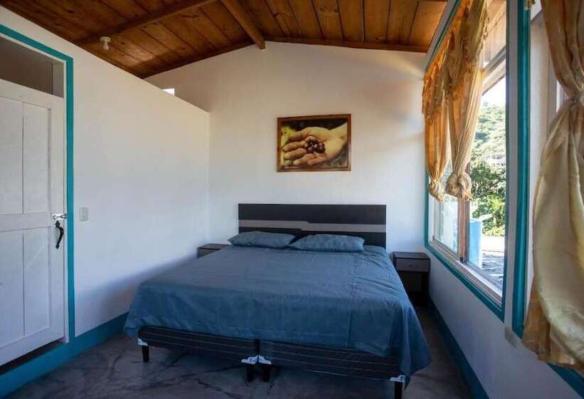 هتل Y Rest. Las Cristalinas