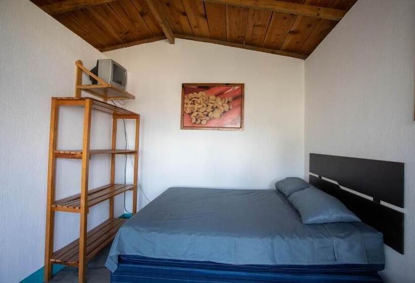 هتل Y Rest. Las Cristalinas