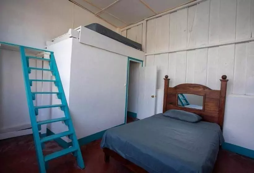 هتل Y Rest. Las Cristalinas