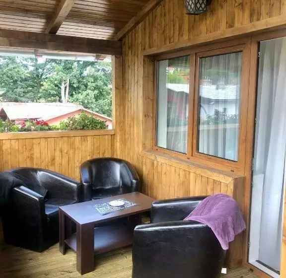 ペンション Bucegi View Apartament
