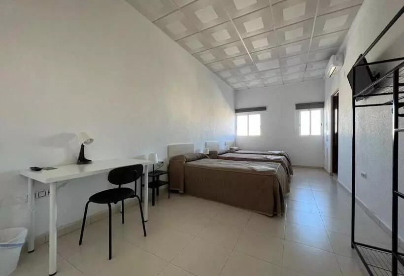 ペンション Hostal Kaizen