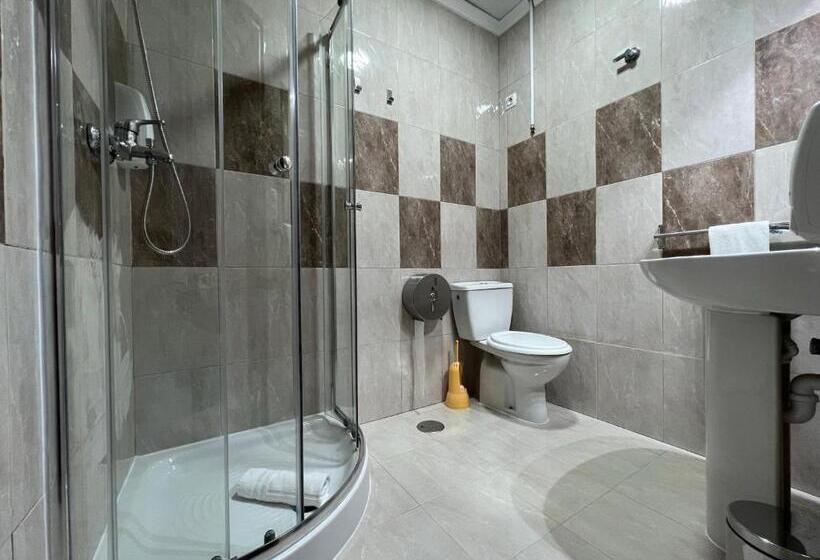 פנסיון Hostal Kaizen