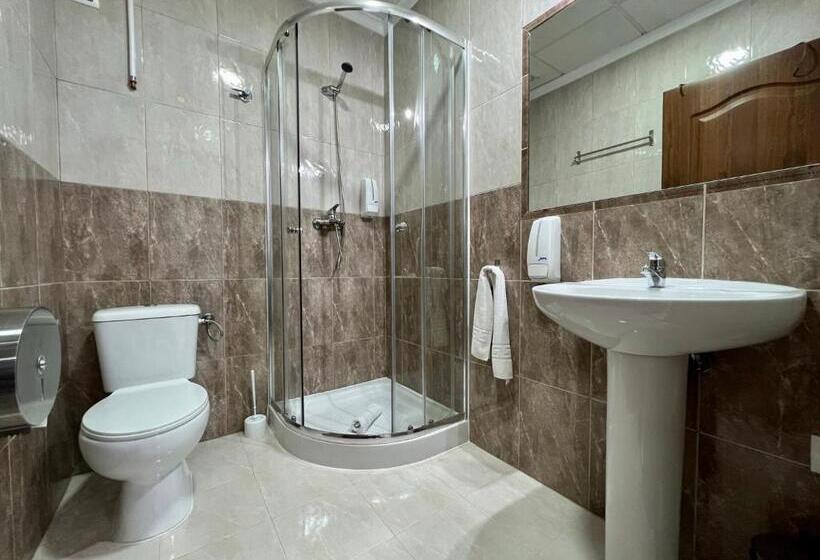 פנסיון Hostal Kaizen