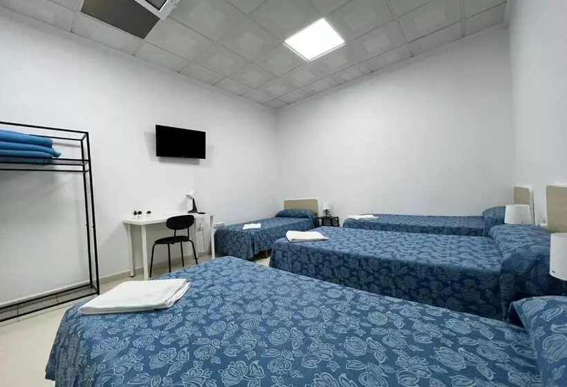 ペンション Hostal Kaizen