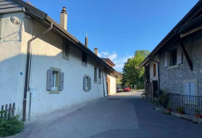 Majatalo Le Hameau Du Montchervet