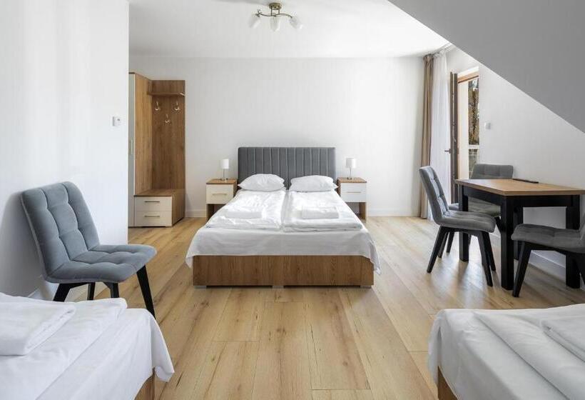 Pension Noclegi łętow Ski