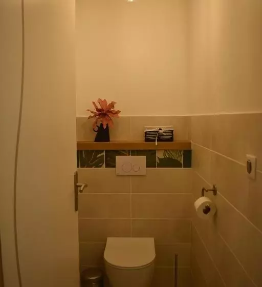 Aamiaismajoitus (B&B) Chambre Au Calme Avec Spa Privatif Gratuit Sud Aveyron Les Palmiers Des Causses