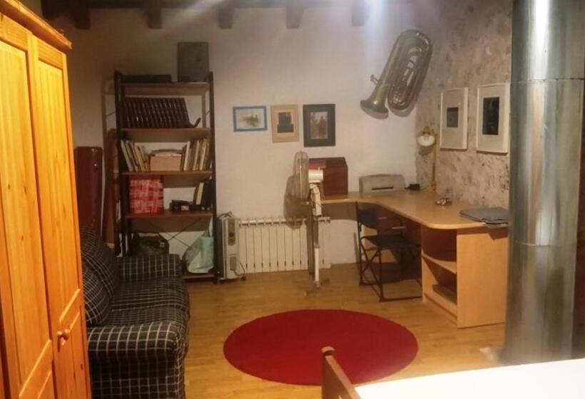 مبيت وإفطار El Noray