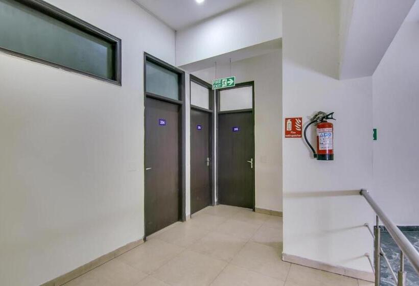 호텔 O Dream View Near Omaxe Celebration Mall