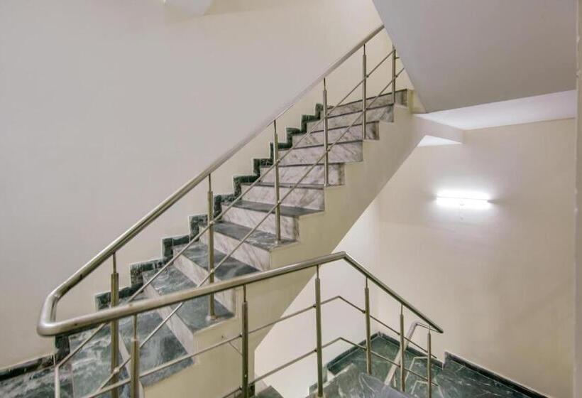 호텔 O Dream View Near Omaxe Celebration Mall