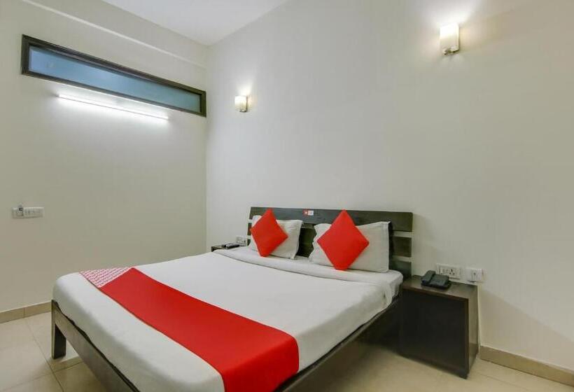 호텔 O Dream View Near Omaxe Celebration Mall