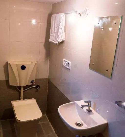 Hotelli Anandvan Beach Resort