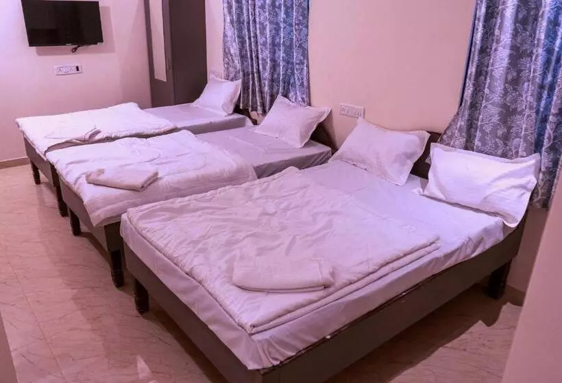 Hotelli Anandvan Beach Resort