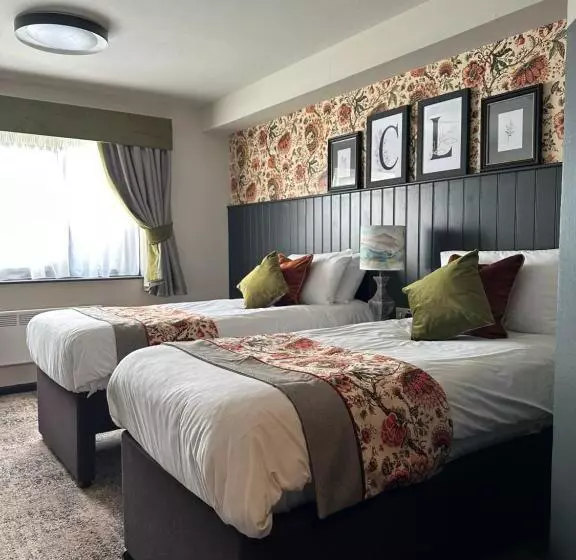 Hotelli Cat & Lion Country Pub And