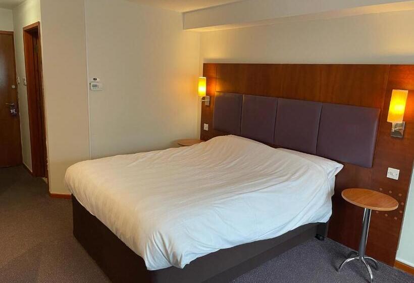 酒店 Cat & Lion Country Pub And