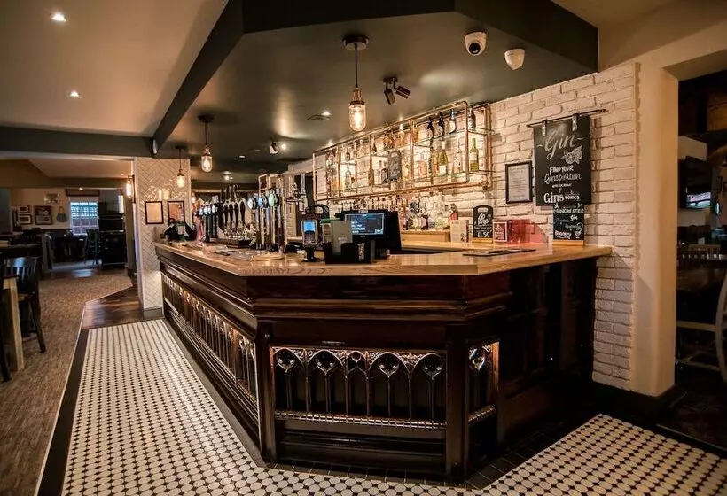 Hotelli Cat & Lion Country Pub And