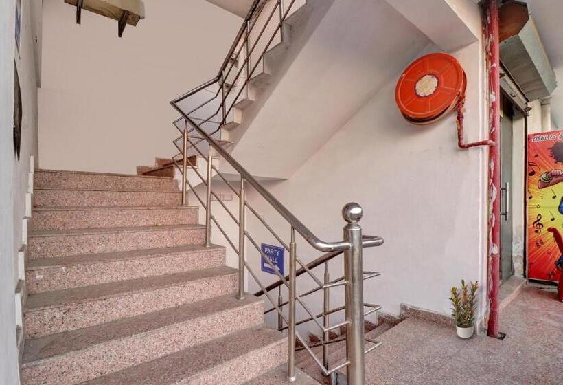 Hotel Flagship Rawat Homestay