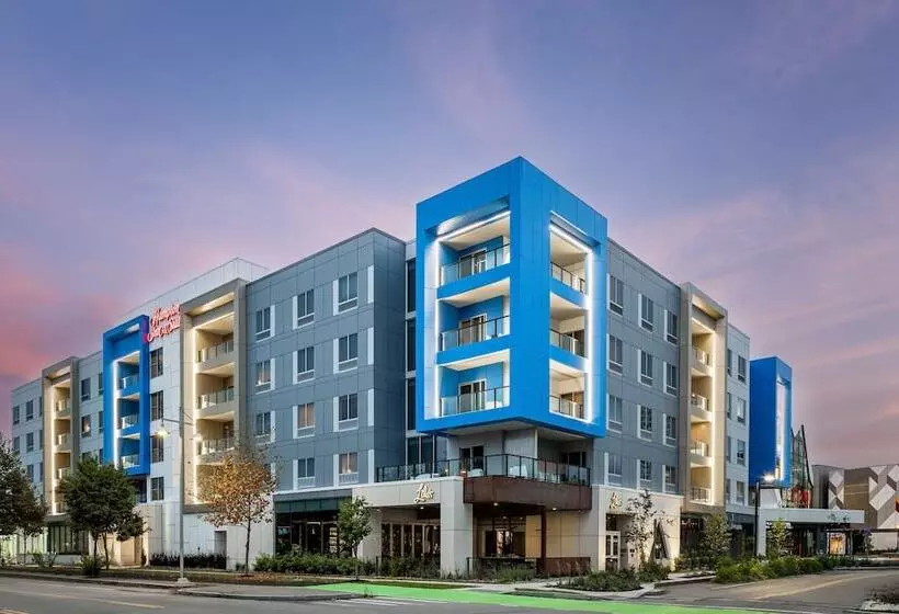 ホテル Hampton Inn & Suites Rochester Downtown