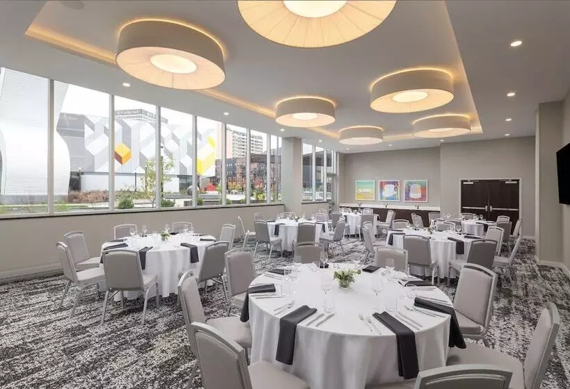 ホテル Hampton Inn & Suites Rochester Downtown