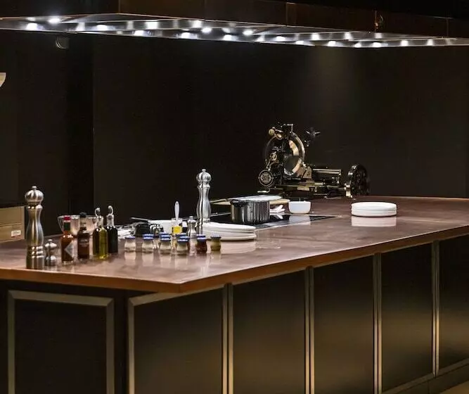 La Licorne Hotel & Spa Troyes Mgallery