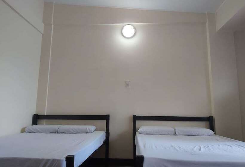 هتل Oyo 916 Angel S Boardrooms