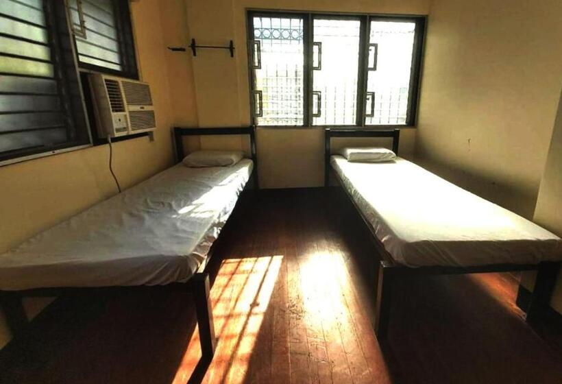 هتل Oyo 916 Angel S Boardrooms