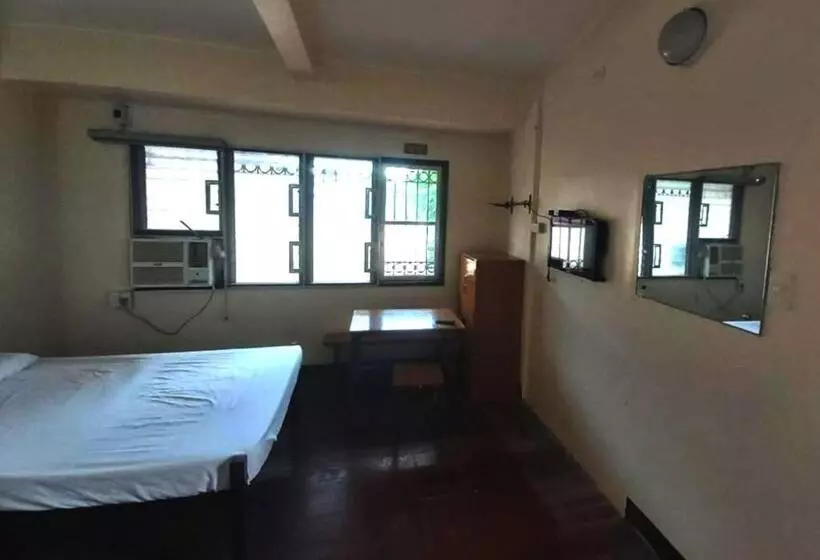 Hotelli Oyo 916 Angel S Boardrooms