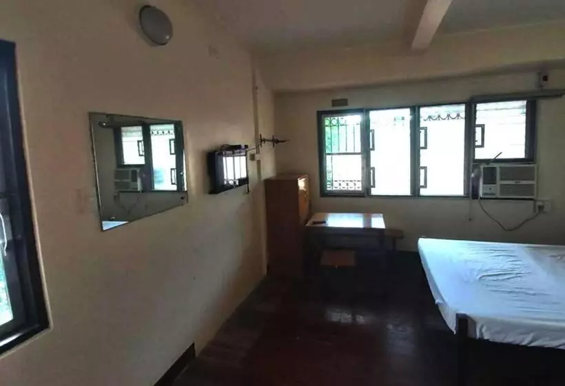 Hotelli Oyo 916 Angel S Boardrooms