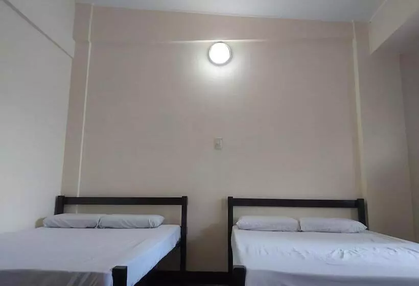 Hotelli Oyo 916 Angel S Boardrooms