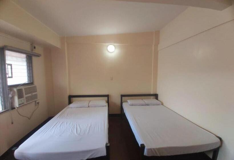 هتل Oyo 916 Angel S Boardrooms