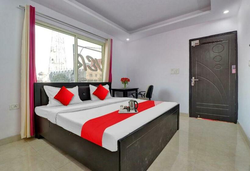 Hotel Flagship Rawat Homestay