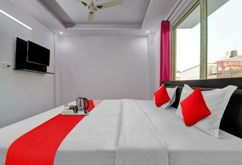 Hotel Flagship Rawat Homestay