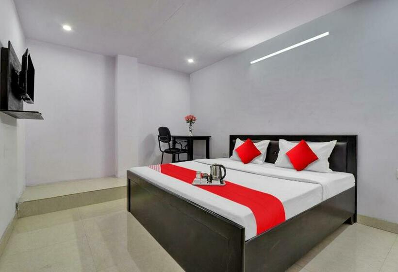 Hotel Flagship Rawat Homestay