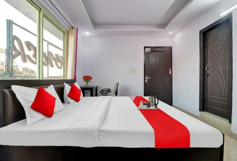 Hotel Flagship Rawat Homestay
