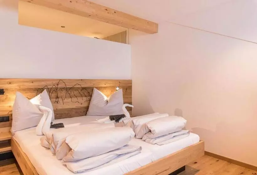 ホテル Planerhof Apartment Edelweiss