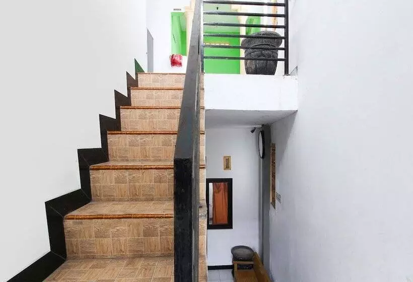 Hotel Spot On 91935 Hellena Guesthouse