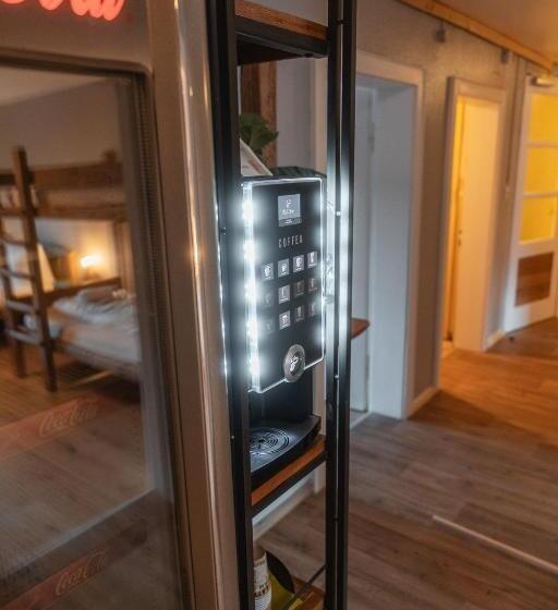 پانسیون Hostel   Ron`s Guesthouse