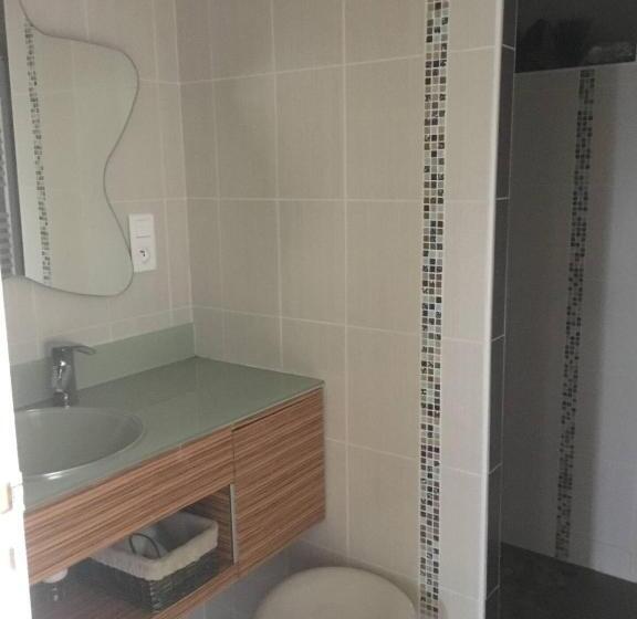 膳宿费 Les Genêts