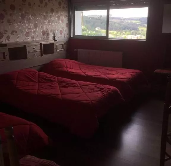 ペンション Les Genêts