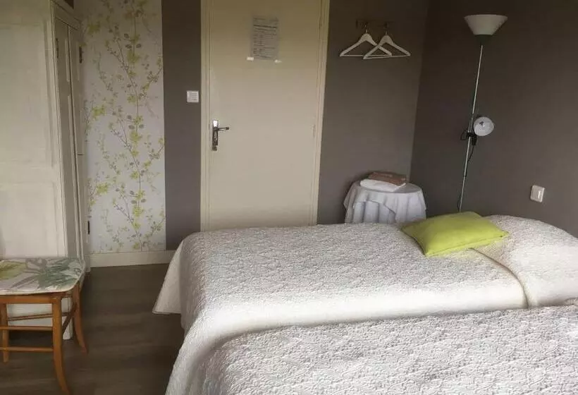 ペンション Les Genêts