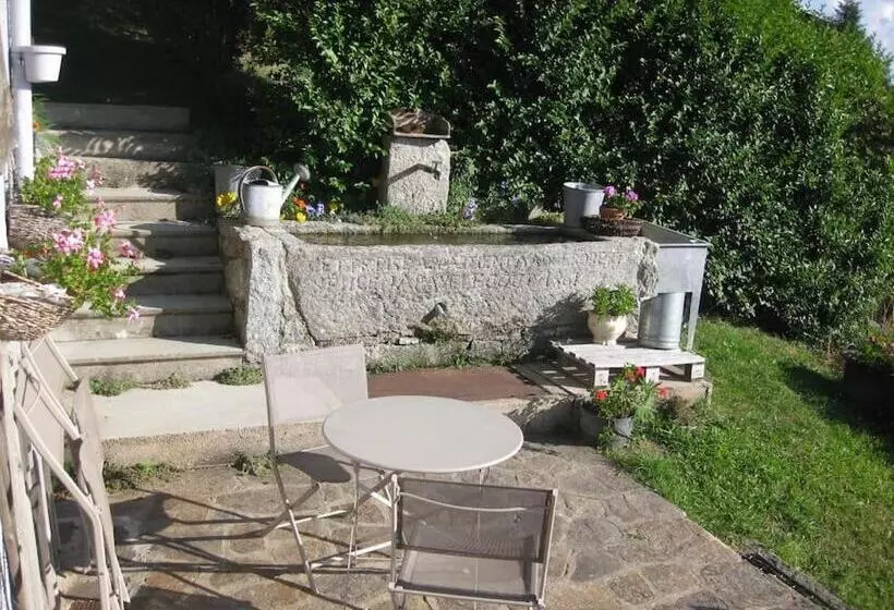 ペンション Les Genêts