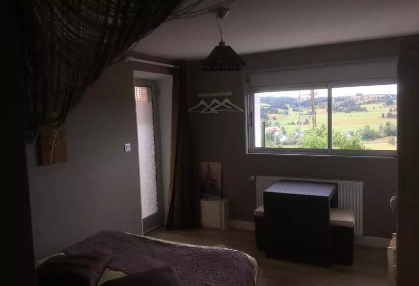 ペンション Les Genêts