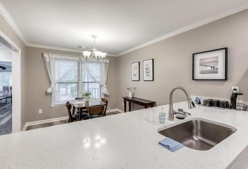 Relaxing Home Close The Battery/mins To Everything