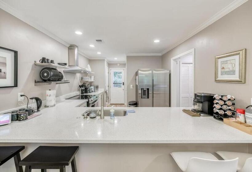 Relaxing Home Close The Battery/mins To Everything