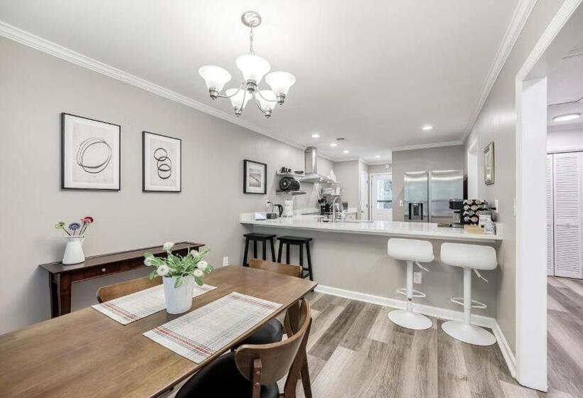 Relaxing Home Close The Battery/mins To Everything